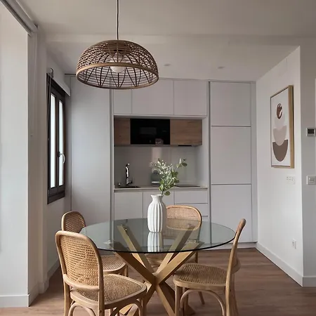 Numancia Appartement *